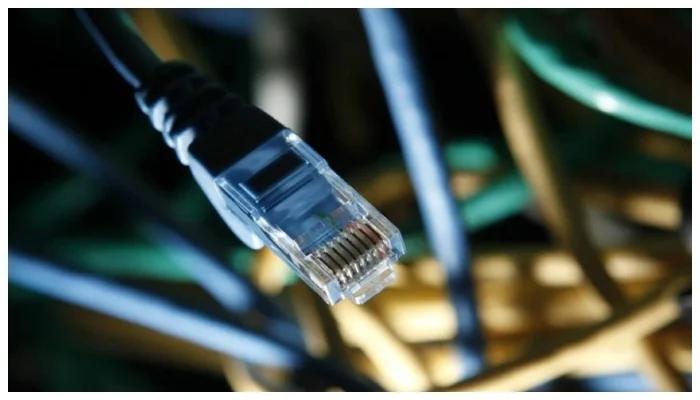 Internet services fully restored in Pakistan