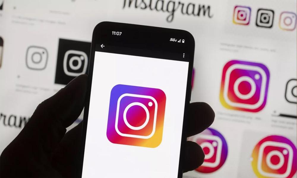 Turkey blocks Instagram across country