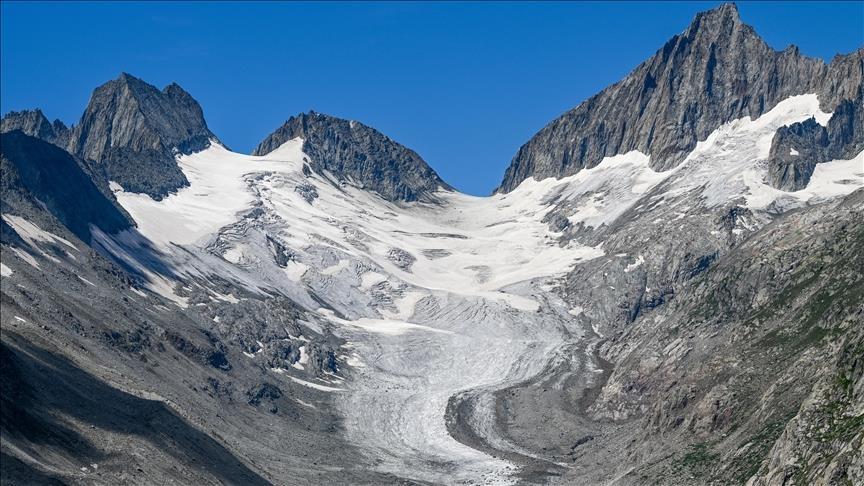 Melting glaciers: situation grave in northern areas