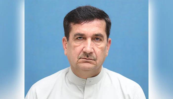 خیبر پختونخوا کے وزیر تعمیرات و مواصلات شکیل احمد خان نے استعفیٰ دیدیا