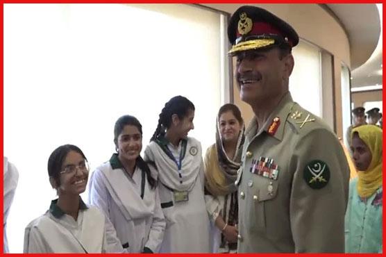 ہاورڈ سکول کے طلبا کی چیف آف آرمی سٹاف سے ملاقات