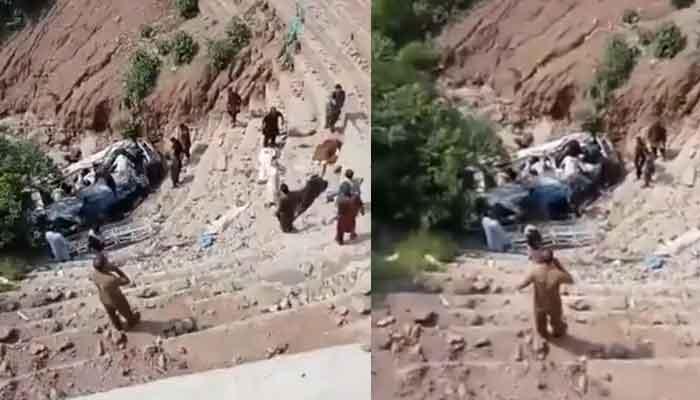 Bus plunges into ravine near Kahuta, leaving 25 dead