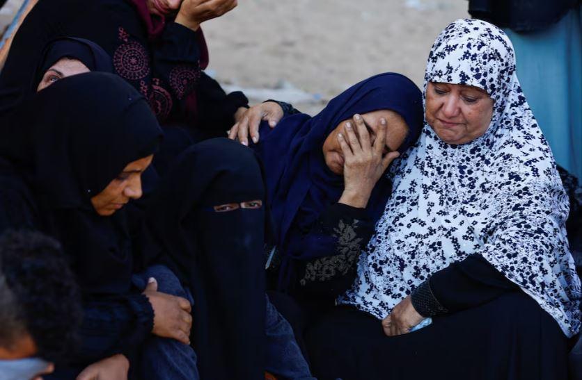 Families flee after new Israeli evacuation orders in Gaza as ceasefire hopes dim