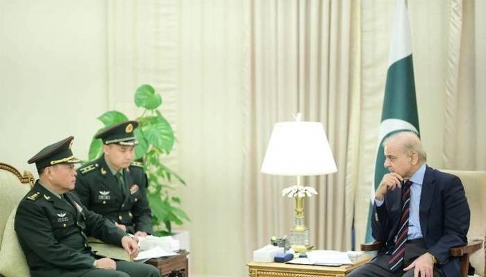 شہباز شریف  سے چین کی پیپلز لبریشن آرمی کی بری افواج کے کمانڈر کی ملاقات