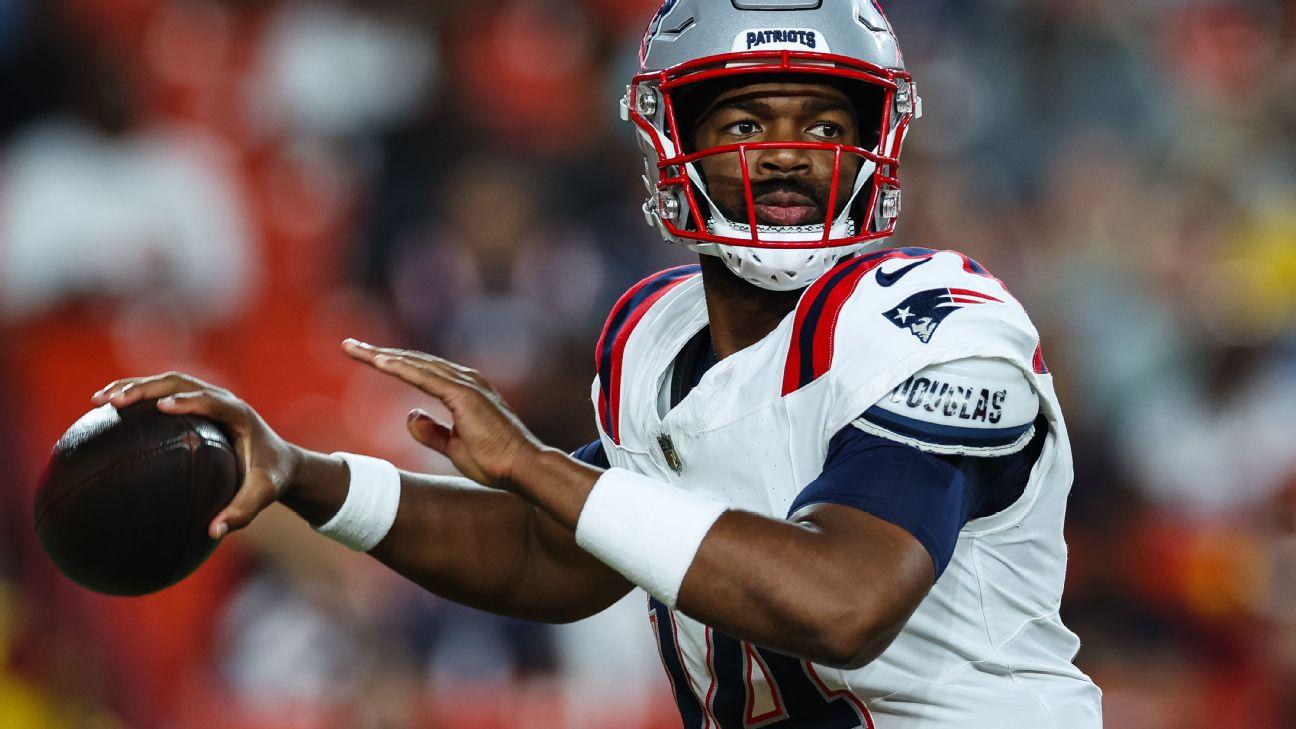 Patriots' Brissett 'good' after injuring shoulder