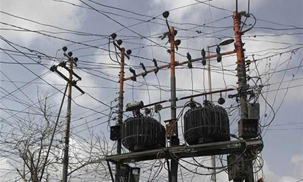 Power tariff likely to rise by Rs4.33 per unit