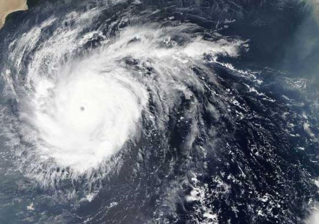 PMD cautions likely emergence of cyclone over Arabian Sea along Sindh coast tonight