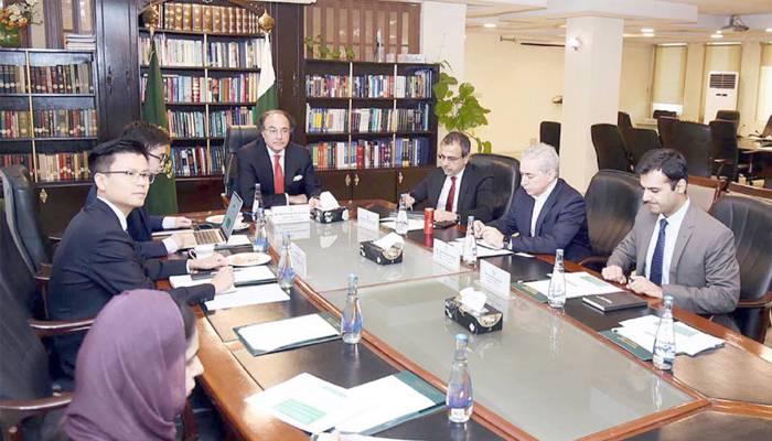 وزیر خزانہ  کی  پورٹ قاسم الیکٹرک پاور کمپنی کے وفد سے  ملاقات