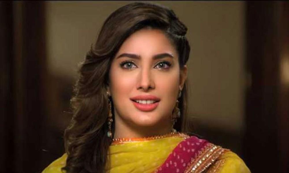 Mehwish Hayat’s singing video goes viral on social media