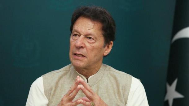 عمران خان کا فوجی تحویل میں دیئے جانے کیخلاف ہائیکورٹ سے رجوع