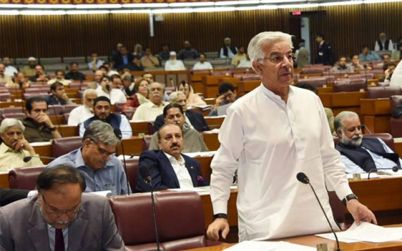 "ملک کی معاشی خود مختاری بیچی جا رہی ہے"خواجہ آصف