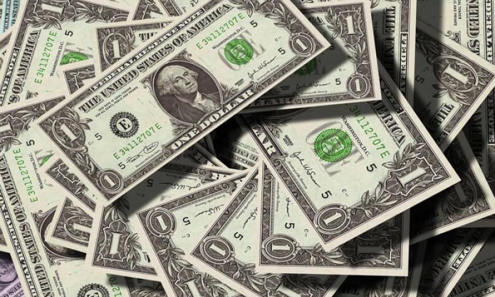 US dollar crashes against Pakistani rupee