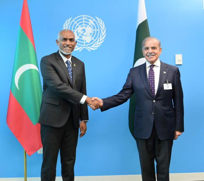 Pakistan committed to enhance cooperation with Maldives in diverse fields: PM