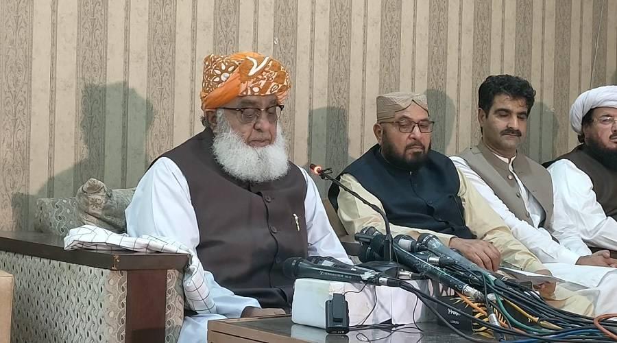 مولانا فضل الرحمان نے پارلیمنٹ کو جعلی قرار دیتے ہوئے ایک بار پھر نئے الیکشن کا مطالبہ کردیا