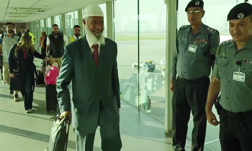 Renowned scholar Dr Zakir Naik reaches Pakistan