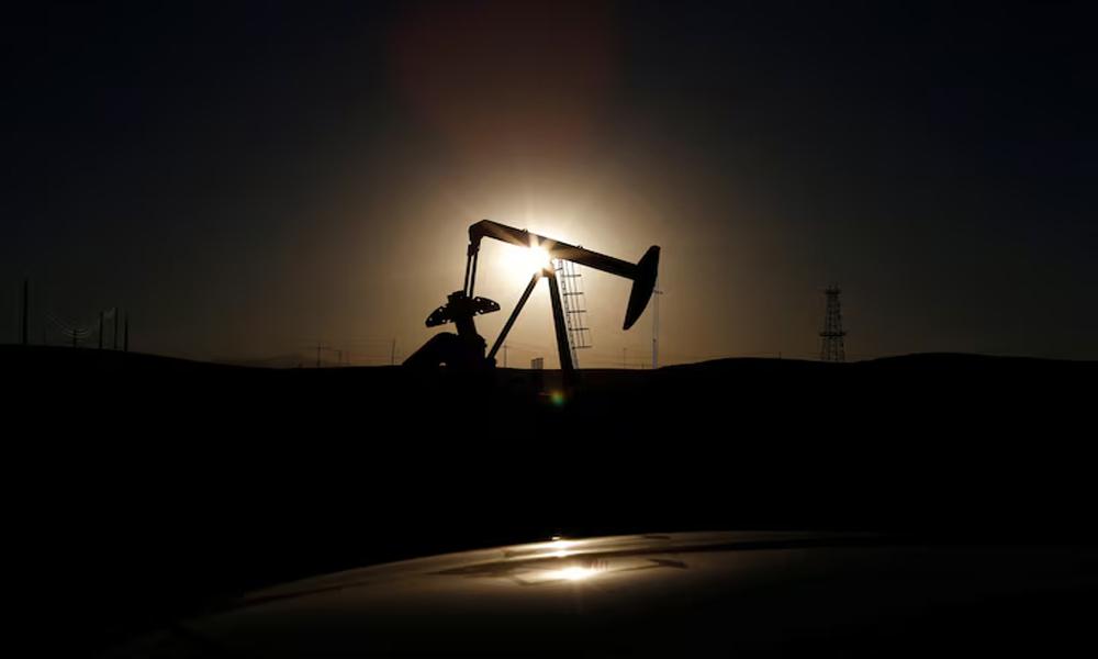 Oil prices jump over $1 as Middle East tensions escalate