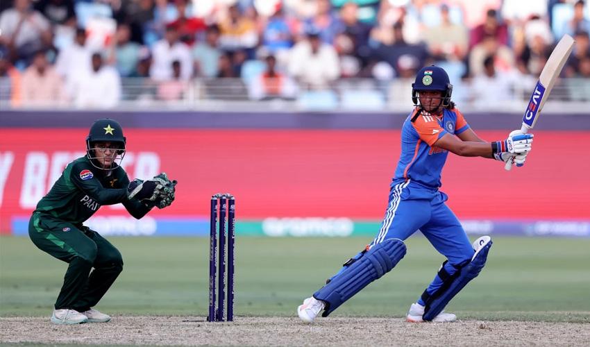 India clinches a close win over Pakistan in Women's T20 World Cup