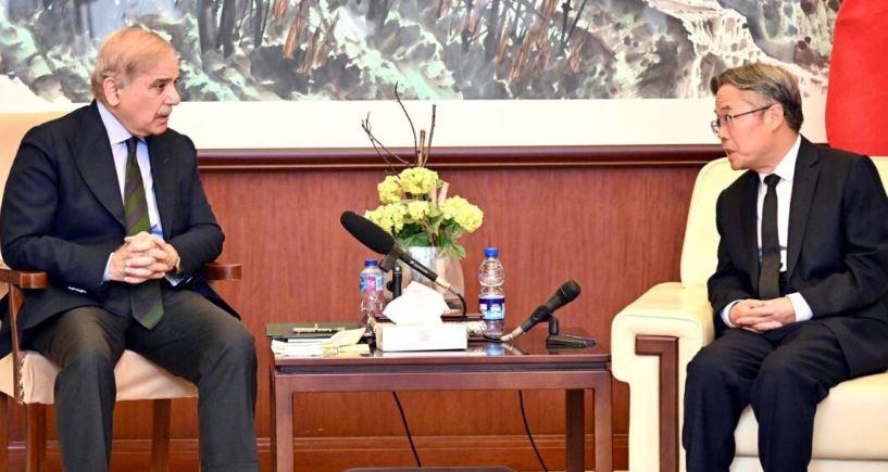 PM Shehbaz visits Chinese embassy to condole over Karachi incident