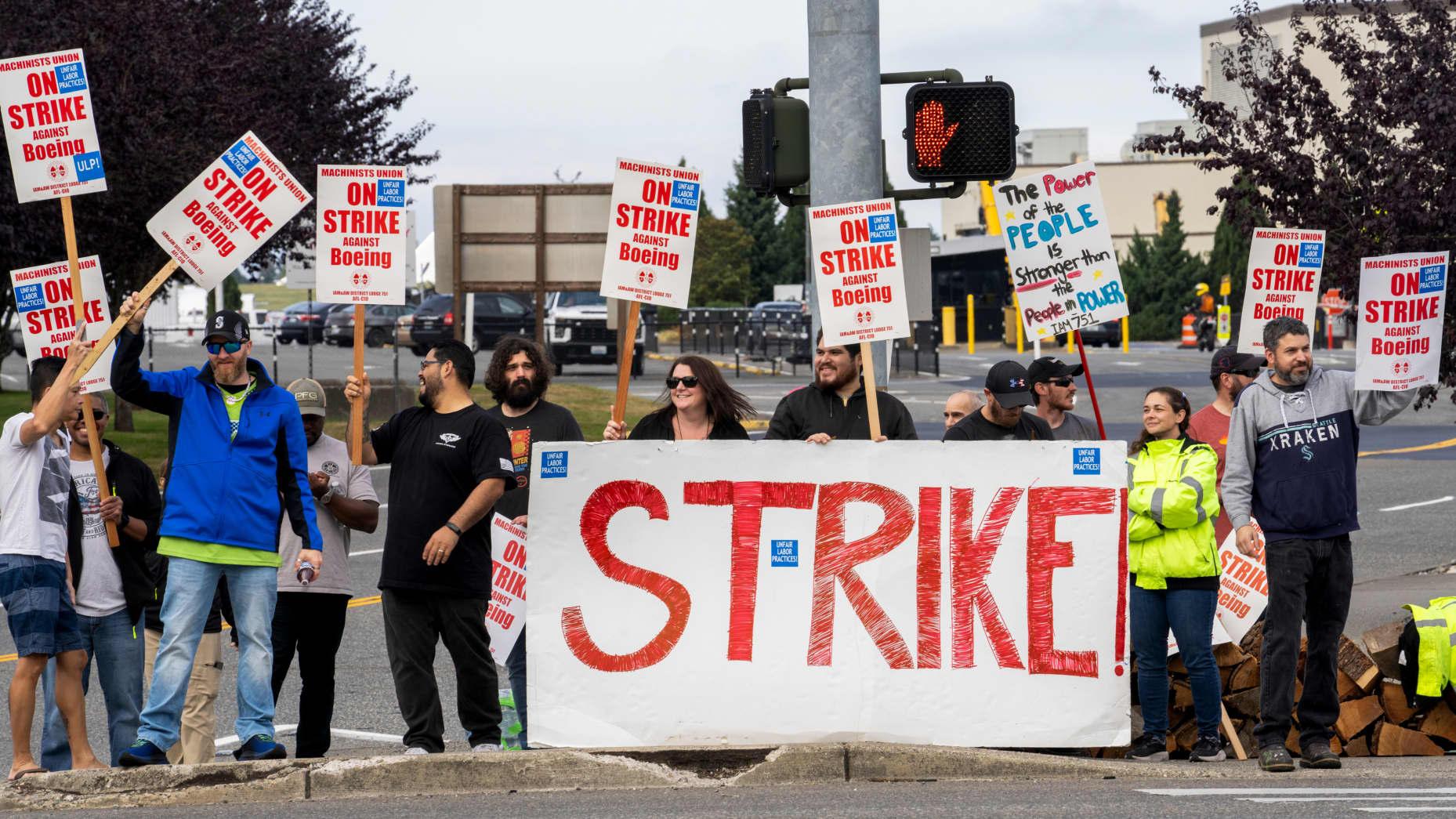 Boeing strike enters second month as factory workers rally in Seattle