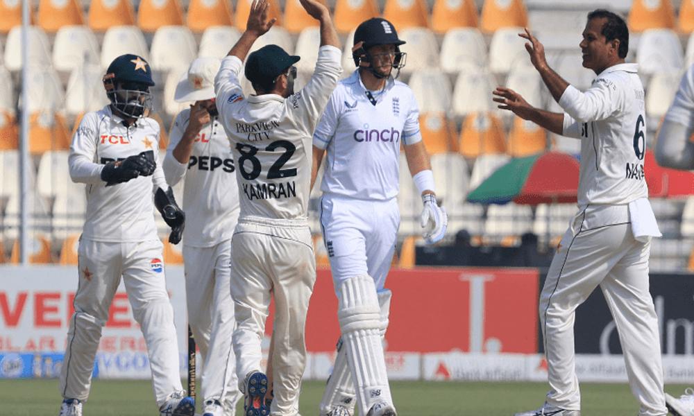 Pakistan win 2nd Test against England by 152 runs