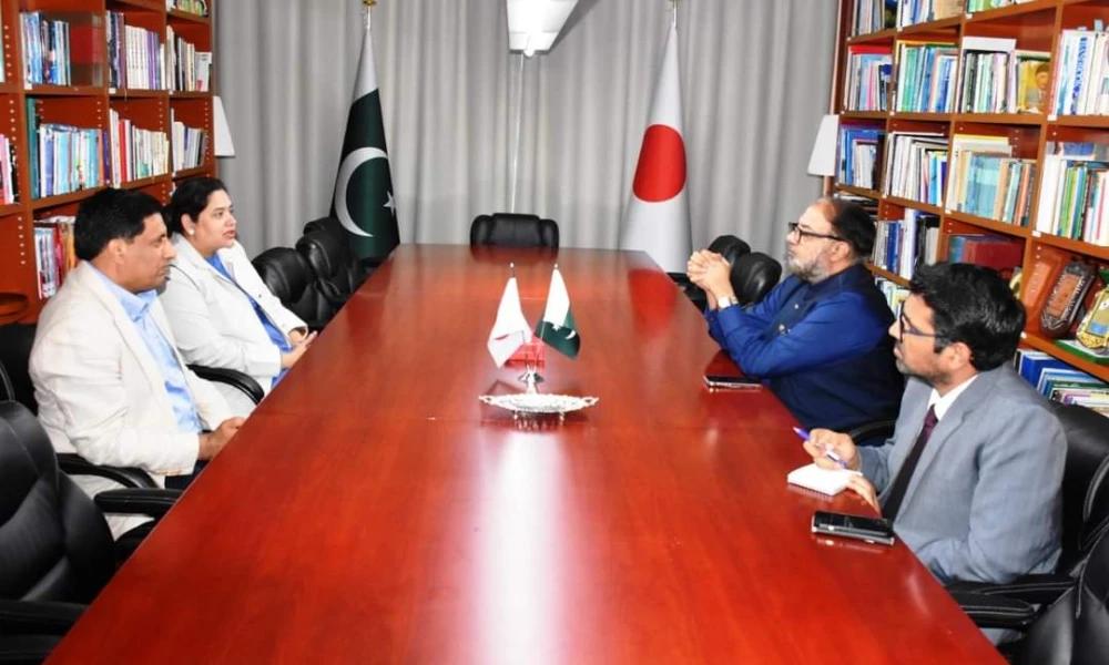 پنجاب یونیورسٹی کے شعبہ فلم و نشریات کی چیئرپرسن  کی جاپان میں پاکستانی سفیر سے ملاقات