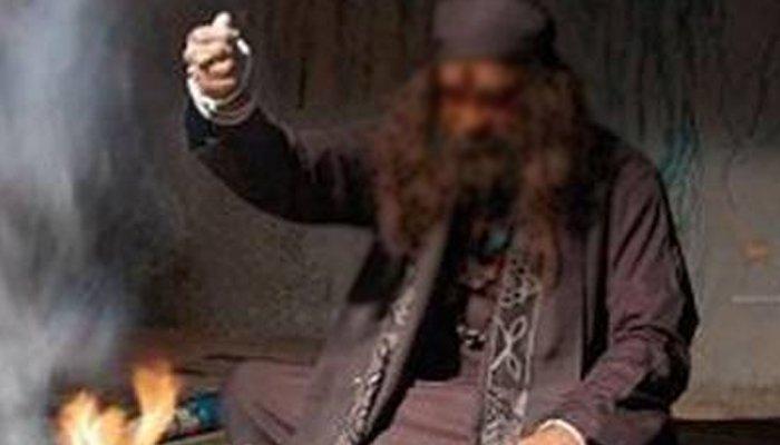 جعلی عامل نے بلیک میل کر کے خاتون سے 50 لکھ ہتھیالیے