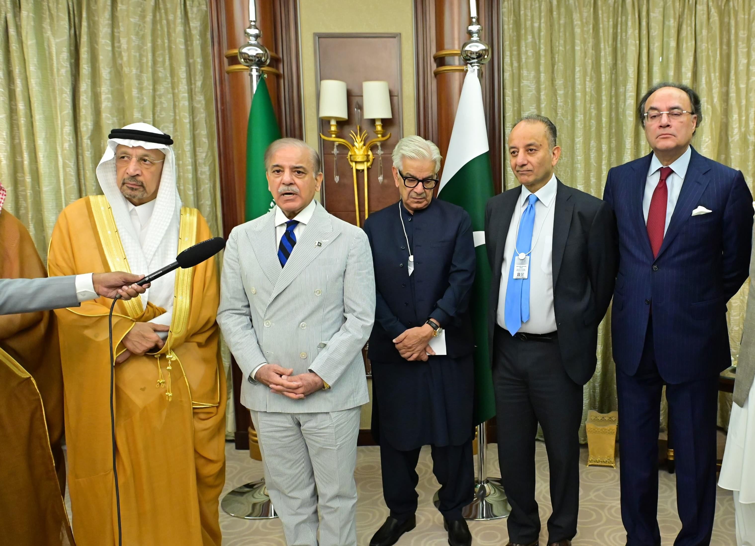 پاکستان اور سعودی عرب   کا سرمایہ کاری 2.2 ارب ڈالر سے بڑھا کر 2.8 ارب ڈالر کرنے کا اعلان