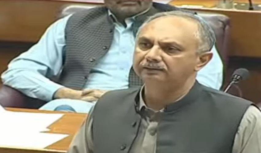 Govt frightened of Imran Khan, says Omar Ayub