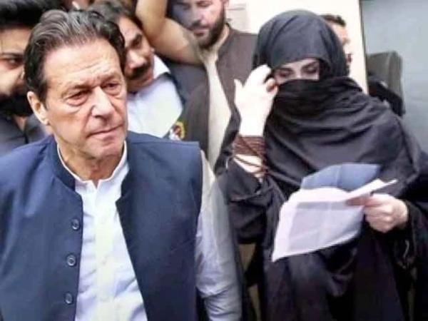 190 ملین  پاؤنڈ کیس:احتساب عدالت کو عمران خان اور اہلیہ کی بریت کی درخواستوں پر فیصلہ کرنے کی ہدایت