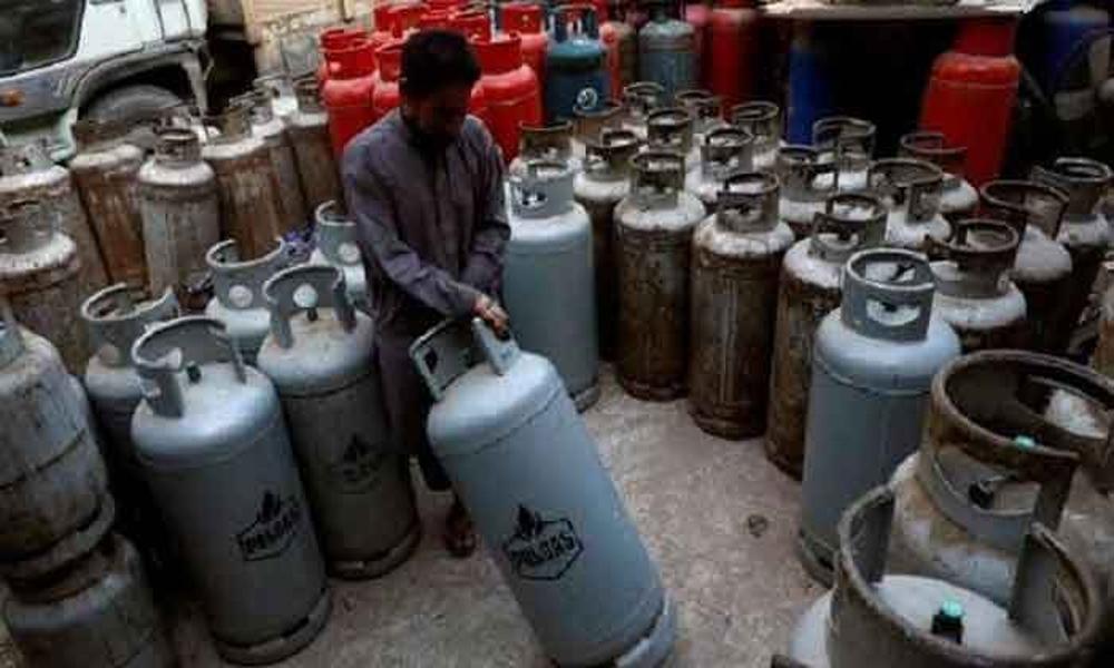 LPG price crosses Rs350 per kg