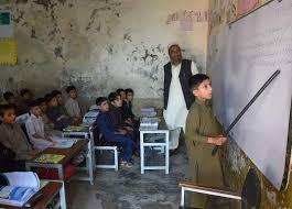ڈیرہ بگٹی میں 90  غیرحاضر اساتذہ معطل