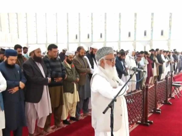 وزیراعظم شہباز شریف کی اپیل پر آج ملک بھر میں بارش کیلئے نماز استسقاء ادا