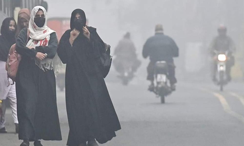 Smog, fog: Lahore once again stands polluted