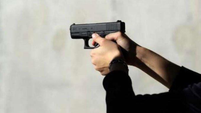 کراچی : ڈکیتی مزاحمت پر فائرنگ سے ایک شخص زخمی 