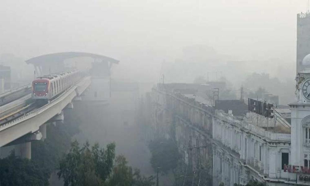 Smog out of control, Lahore still tops in air pollution