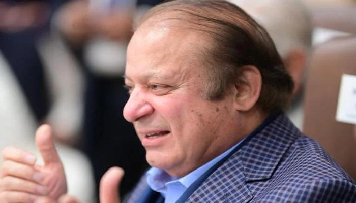 سابق وزیراعظم نواز شریف  بذریعہ ہیلی کاپٹر مری پہنچ گئے