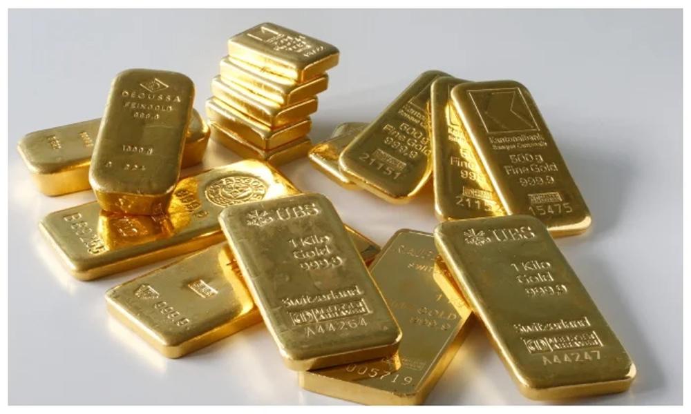 Gold price high by Rs500 per tola in Pakistan