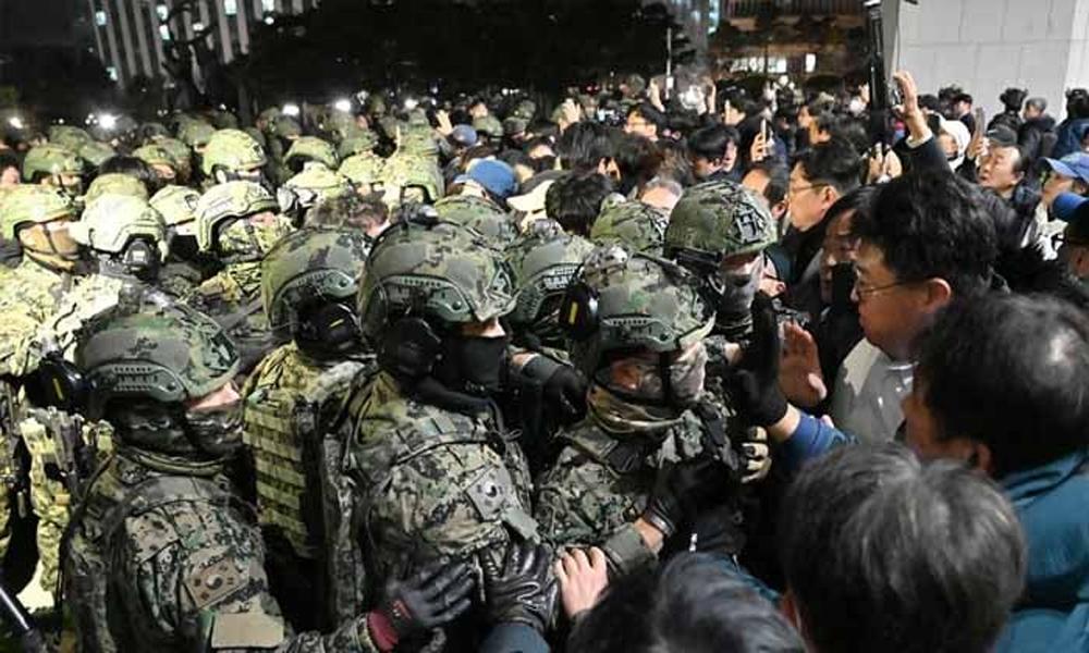 S.Korea commander apologizes for martial law, disqualifies himself