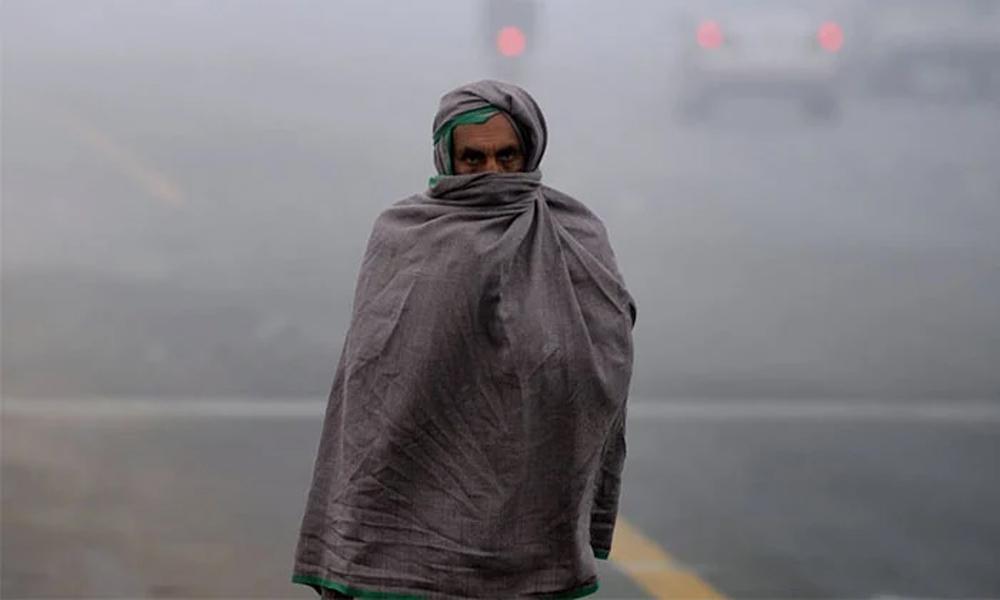 Cold winds in Balochistan, temperatures drop below freezing point