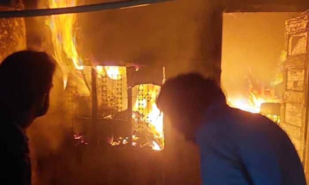 Five sisters burn as UPS battery explodes in Karachi