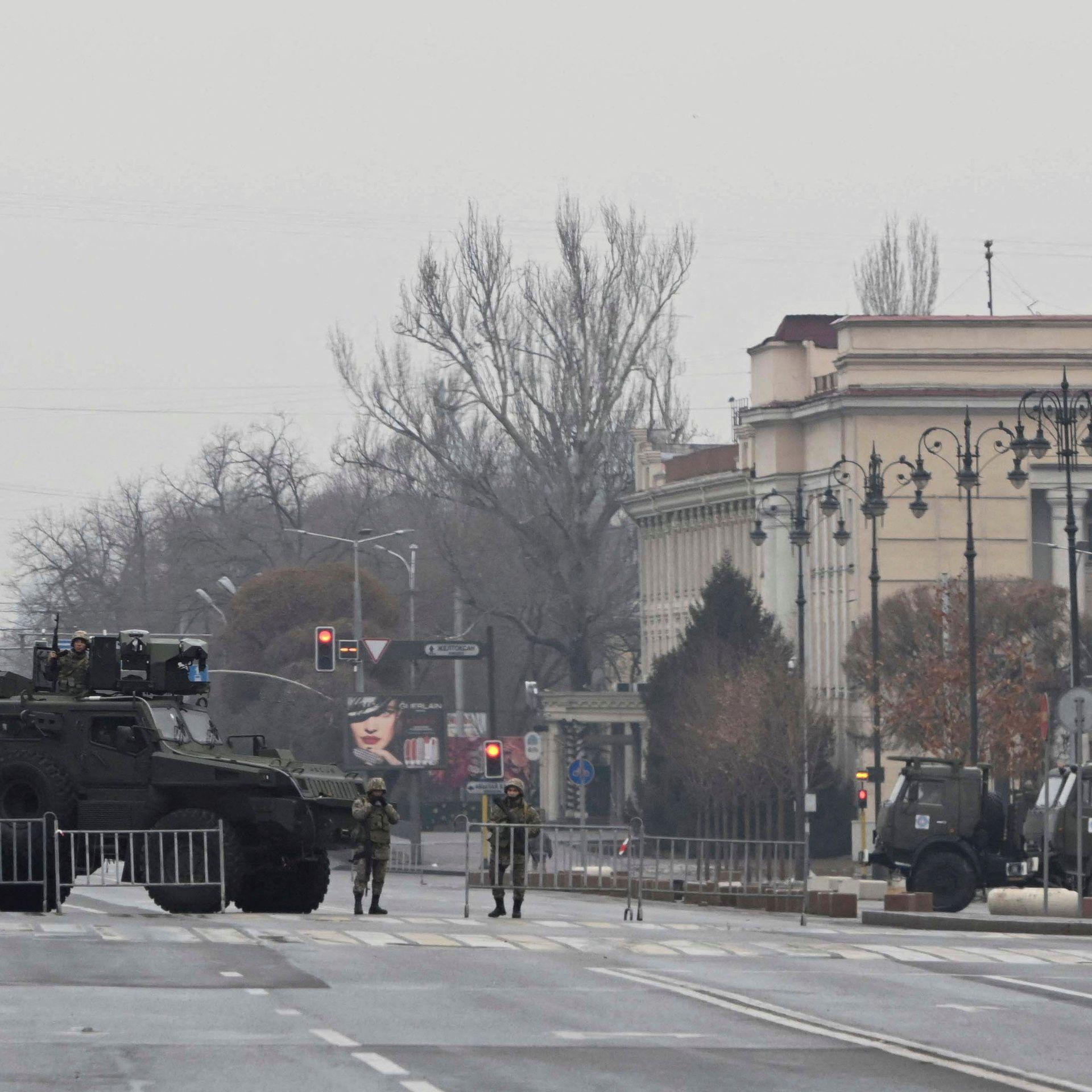 قازقستان میں پرتشدد احتجاج، صدر نے بغیر وارننگ گولی چلانے کا حکم دیا