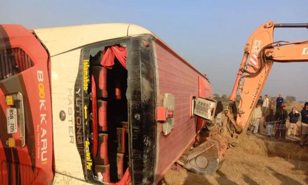 10 killed, 7 injured in bus accident on Motorway M14