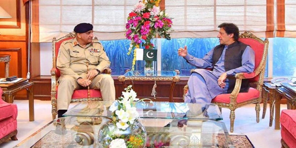 وزیر اعظم اور آرمی چیف کے مابین ملاقات، ملک میں امن و امان پر  بات چیت