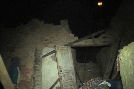 Five of a family die as roof collapses 