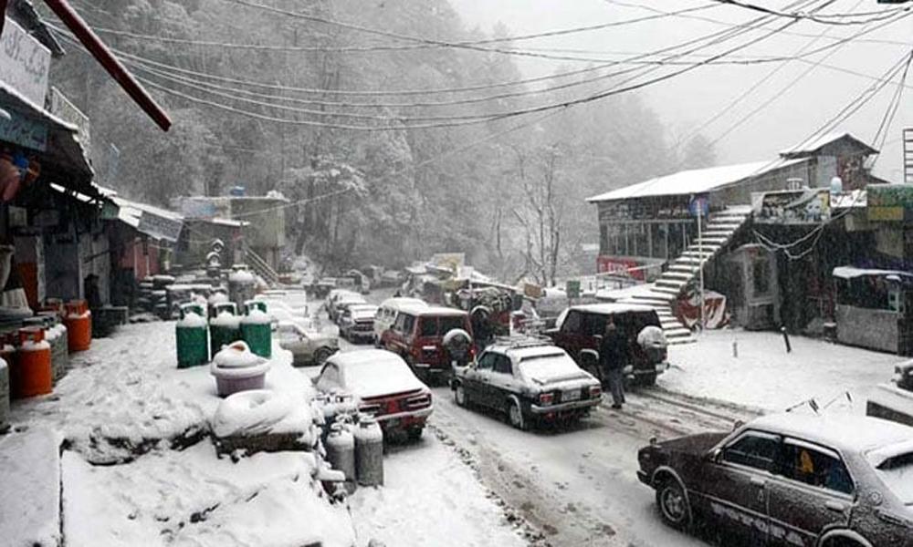 Cold grips country, temperature in Astore hits -3