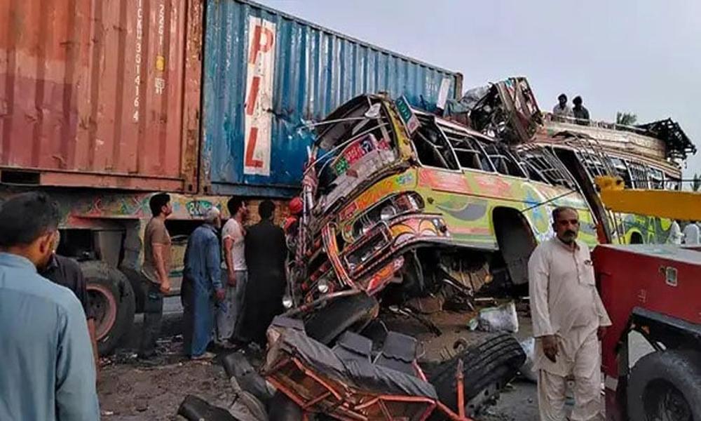 12 killed in Karak accident on Indus Highway