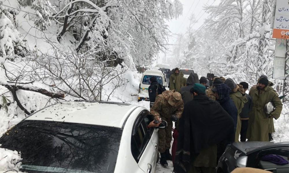 Ban on tourists visiting Murree, Galyat to remain in place for next 24 hours