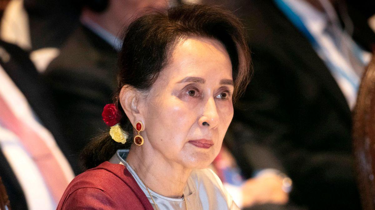 آنگ سان سوچی کو مزید 4 سال قید کی سز ا، مجموعی قید کی سزا 100 سال سے زیادہ ہو گئی