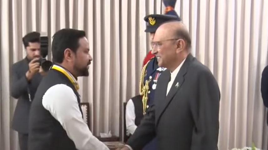 President confers Sitara-i-Imtiaz upon Asif Bashir for saving Hajj pilgrims' lives