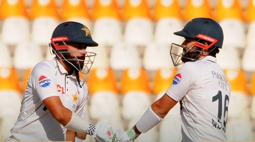 2nd Test, Day 1: Pakistan bowled out for 154 at stumps